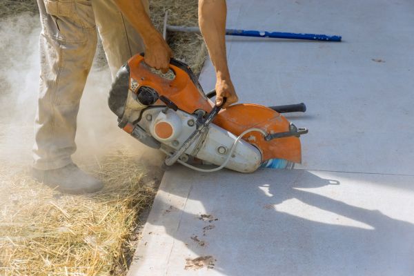 Concrete Slab Sawing Service
